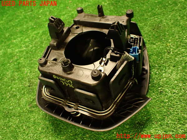 2UPJ-9233767865]シトロエン・DS 5(B85F02)運転席側エアバッグカバー 中古_4