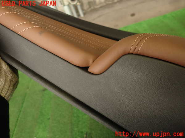 2UPJ-9233761324]シトロエン・DS 5(B85F02)左後ドア内張り 中古_4