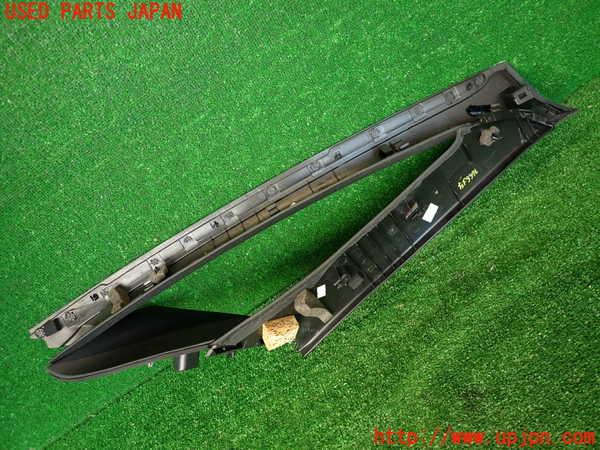 2UPJ-9233767660]シトロエン・DS 5(B85F02)左フロントピラートリム 中古_3