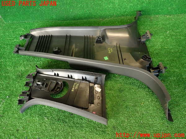 2UPJ-9233767670]シトロエン・DS 5(B85F02)左センターピラートリム 中古_4