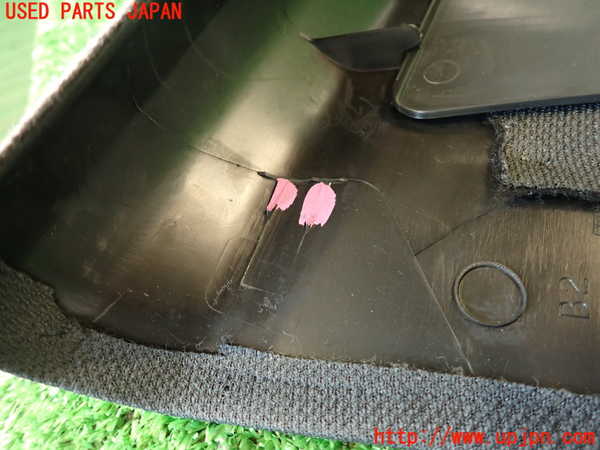 2UPJ-9233767670]シトロエン・DS 5(B85F02)左センターピラートリム 中古_5