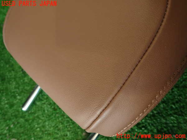 2UPJ-9233767150]シトロエン・DS 5(B85F02)右2列目ヘッドレスト 中古_2