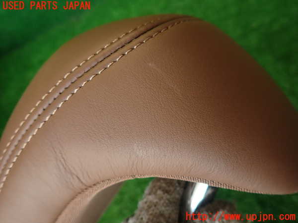 2UPJ-9233767150]シトロエン・DS 5(B85F02)右2列目ヘッドレスト 中古_3
