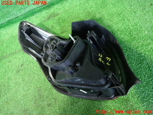 2UPJ-9233771530]シトロエン・DS 3(A5C5F04)右テールランプ 中古_2