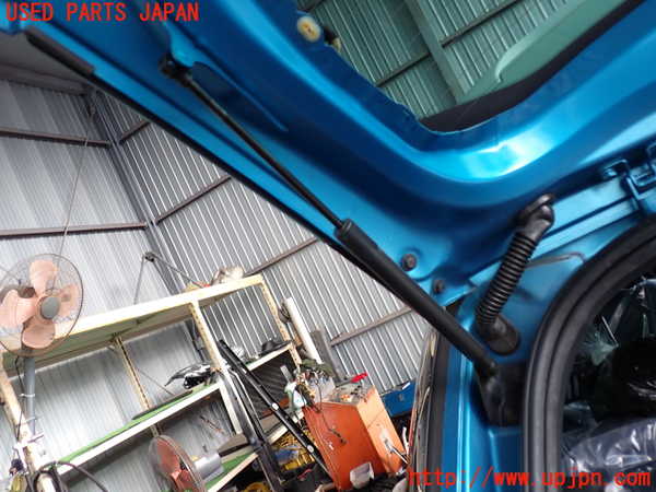 2UPJ-9233771584]シトロエン・DS 3(A5C5F04)リアゲートダンパー 中古_2