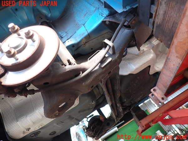 2UPJ-9233775380]シトロエン・DS 3(A5C5F04)リアアクスルビーム 中古_2