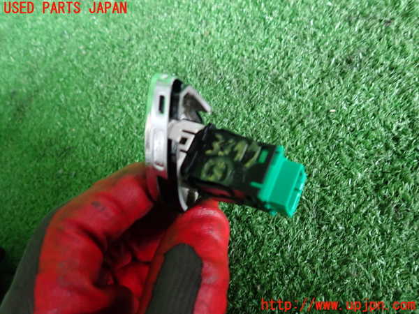 2UPJ-9233776308]シトロエン・DS 3(A5C5F04)スイッチ3 (ロック) 中古_2