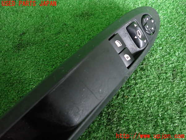 2UPJ-9233776240]シトロエン・DS 3(A5C5F04)右前パワーウィンドウスイッチ 中古_2