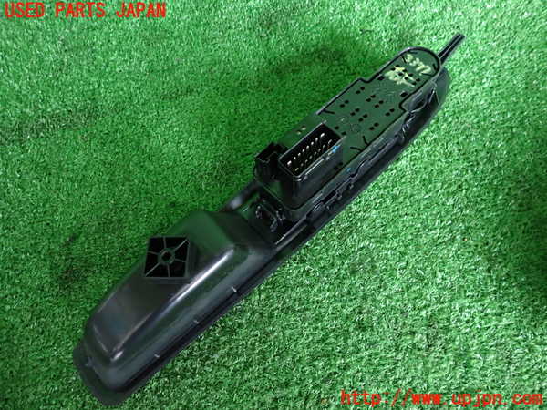 2UPJ-9233776240]シトロエン・DS 3(A5C5F04)右前パワーウィンドウスイッチ 中古_3