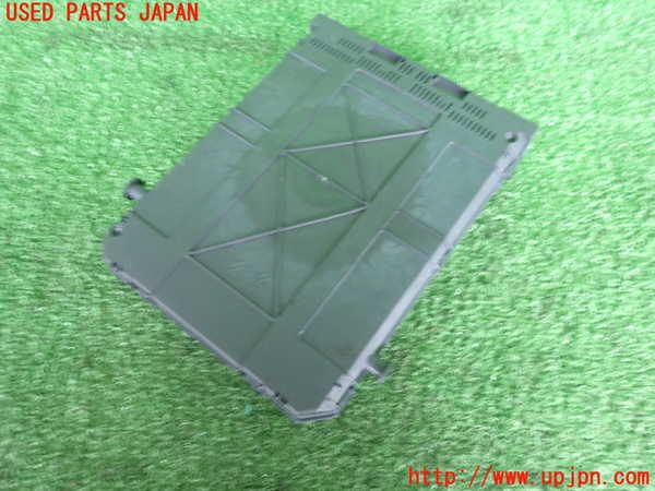 2UPJ-9233776741]シトロエン・DS 3(A5C5F04)ヒューズボックス1 中古_2