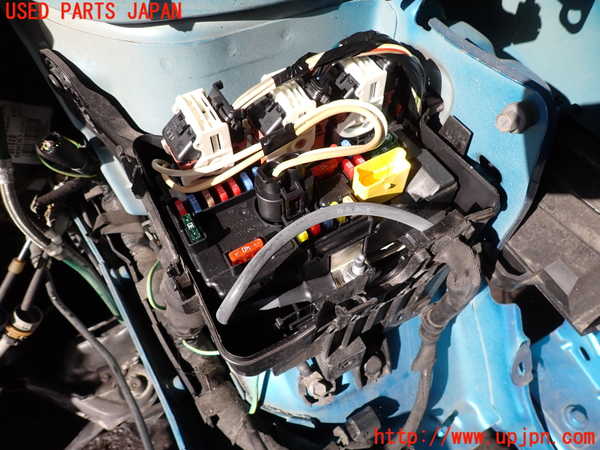 2UPJ-9233776742]シトロエン・DS 3(A5C5F04)ヒューズボックス2 中古_2