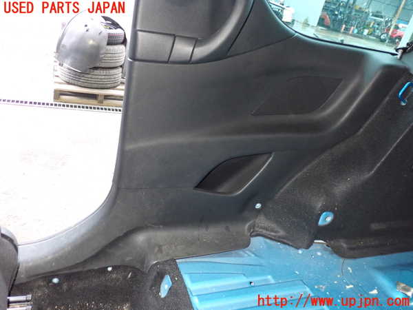 2UPJ-9233777675]シトロエン・DS 3(A5C5F04)右リアピラートリム 中古_4
