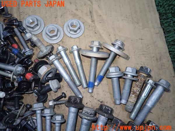 3UPJ=9233780720]ボルボ V60(FB4164T)ネジ・ナット・ステー類 セット ジャンク_2