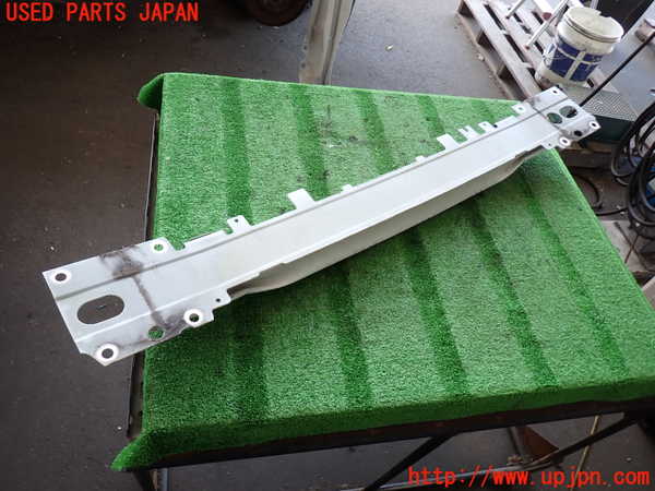 2UPJ-9233781014]ボルボ・V60(FB4164T)フロントバンパーホースメント 中古_3