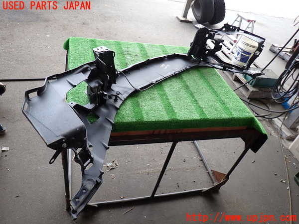 2UPJ-9233781040]ボルボ・V60(FB4164T)アッパーコアサポート 中古_3