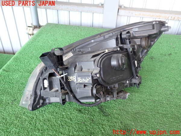 2UPJ-9233781130]ボルボ・V60(FB4164T)右ヘッドライト HID 中古_4