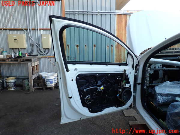 2UPJ-9233781260]ボルボ・V60(FB4164T)左前ドア 中古(43R-001106 M53)_5