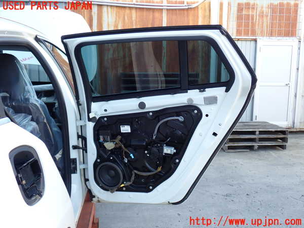 2UPJ-9233781290]ボルボ・V60(FB4164T)右後ドア 中古(43R-001105 M20)_5