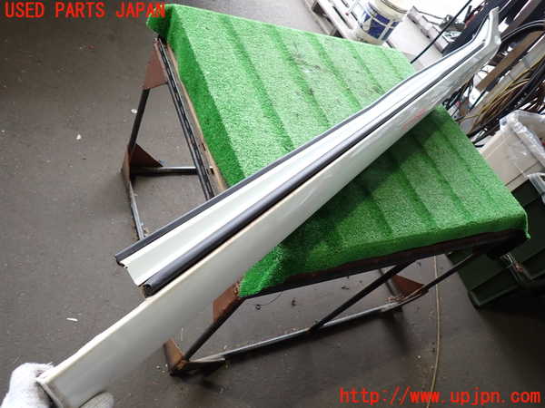 2UPJ-9233781392]ボルボ・V60(FB4164T)左サイドステップ 中古_3