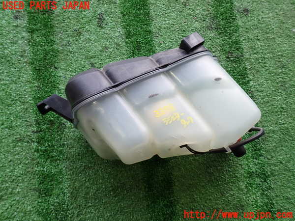 2UPJ-9233782410]ボルボ・V60(FB4164T)ラジエータータンク 中古_3