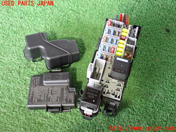 2UPJ-9233786742]ボルボ・V60(FB4164T)ヒューズボックス2 中古_2