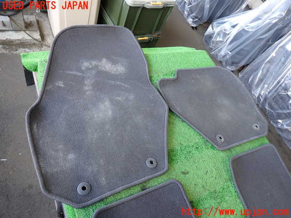 2UPJ-9233787800]ボルボ・V60(FB4164T)フロアマット 中古_2