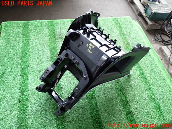 2UPJ-9233787549]ボルボ・V60(FB4164T)コンソール 中古_4