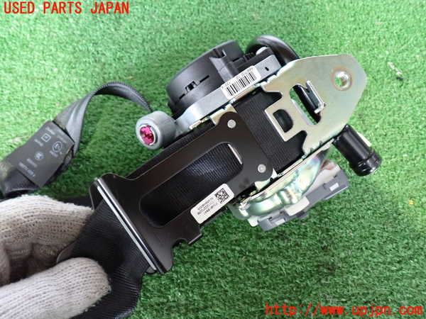 2UPJ-9233787075]ボルボ・V60(FB4164T)助手席シートベルト 中古_2