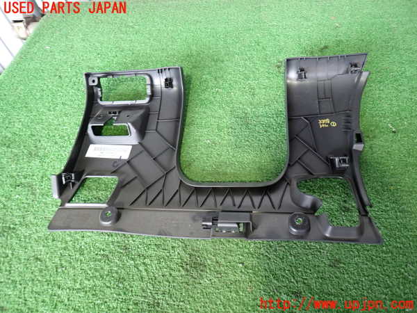 2UPJ-9233787691]ボルボ・V60(FB4164T)内装トリム類1 中古_3