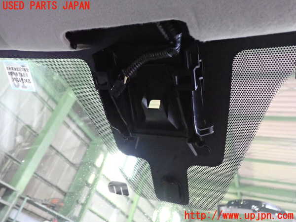 2UPJ-9233791195]キックス(RP15)フロントガラス 中古(43R-010523)_3