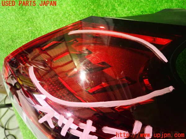 2UPJ-9233791530]キックス(RP15)右テールランプ 中古_2