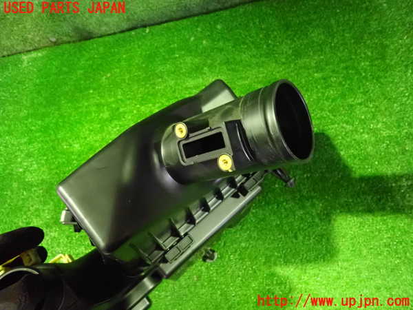 2UPJ-9233792560]キックス(RP15)エアクリーナーボックス 中古_2