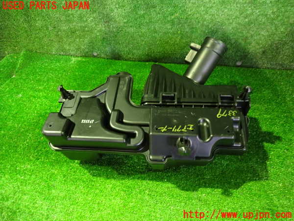 2UPJ-9233792560]キックス(RP15)エアクリーナーボックス 中古_3