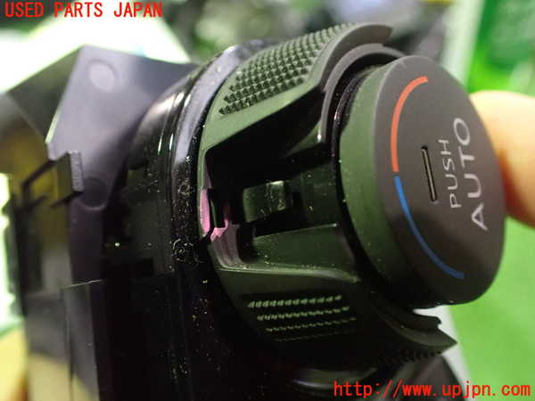 2UPJ-9233796066]キックス(RP15)エアコンスイッチ1 (ジャンク品) 中古_2