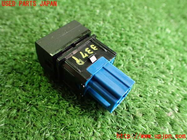 2UPJ-9233796310]キックス(RP15)スイッチ5 (踏み間違い衝突防止アシストOFF) 中古_3