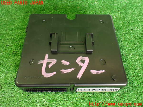 2UPJ-9233796153]キックス(RP15)コンピューター8 中古_2