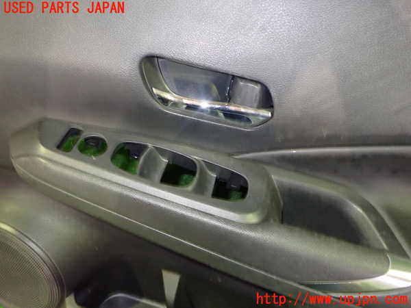 2UPJ-9233791234]キックス(RP15)右前ドア内張り 中古_3