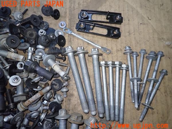 3UPJ=9233800720]BMW ミニクーパーS(XM20 F56)ネジ・ナット・ステー類 セット ジャンク_2