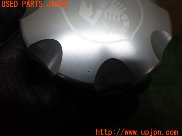 3UPJ=9233810012]アバルト 595 ツーリズモ(312142)純正 フューエルキャップ 燃料キャップ 中古_3