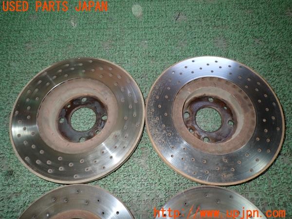 3UPJ=9233810305]アバルト 595 ツーリズモ(312142)社外 ブレーキディスクローター ドリルド 中古_3