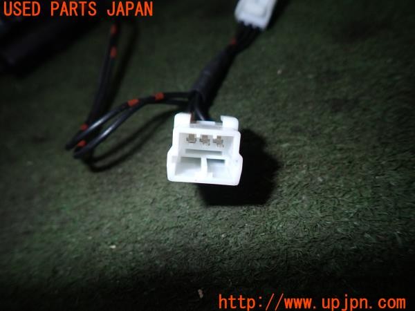 3UPJ=9233810512]アバルト 595 ツーリズモ(312142)社外 LED ナンバー灯 抵抗 キャンセラー付き 中古_4