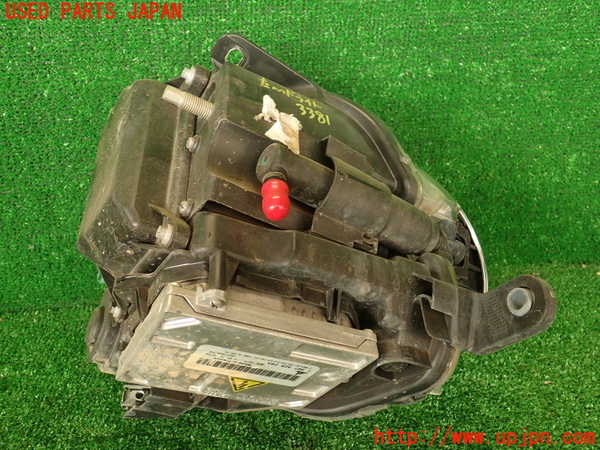 2UPJ-9233811132]アバルト・595(312142)左ヘッドライト HID 中古_2