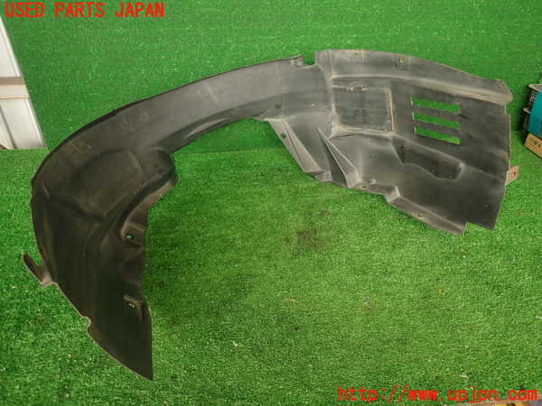 2UPJ-9233811090]アバルト・595(312142)右前フェンダーライナー 中古_2