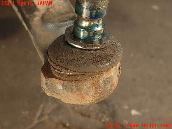 2UPJ-9233815176]アバルト・595(312142)右フロントロアアーム1 中古_2