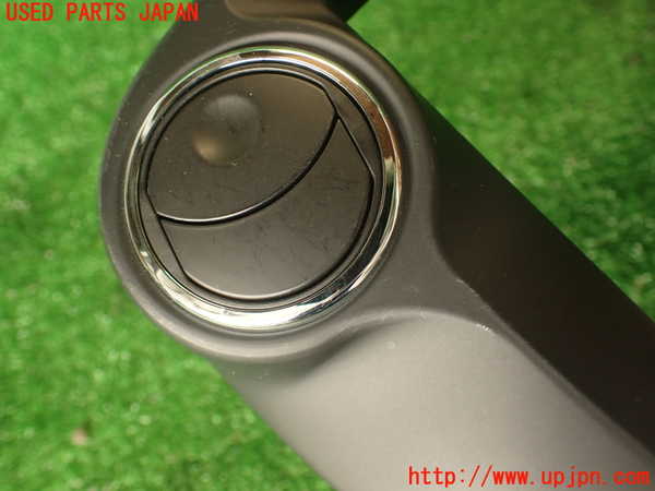 2UPJ-9233817526]アバルト・595(312142)エアコン吹き出し口1 (真中) 中古_4