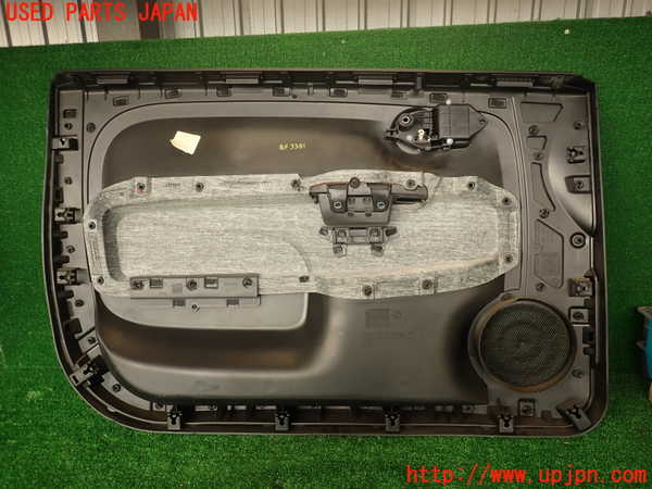 2UPJ-9233811234]アバルト・595(312142)右前ドア内張り 中古_5