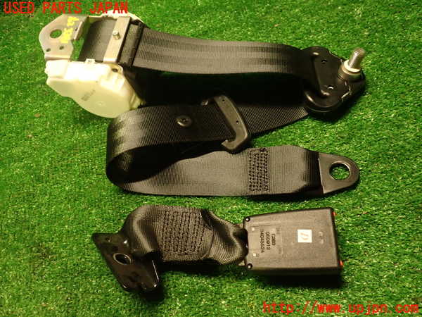 2UPJ-9233817155]アバルト・595(312142)右2列目シートベルト 中古_2