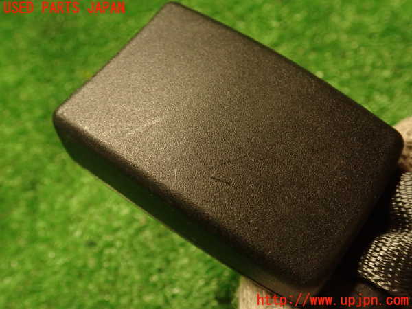 2UPJ-9233817155]アバルト・595(312142)右2列目シートベルト 中古_3