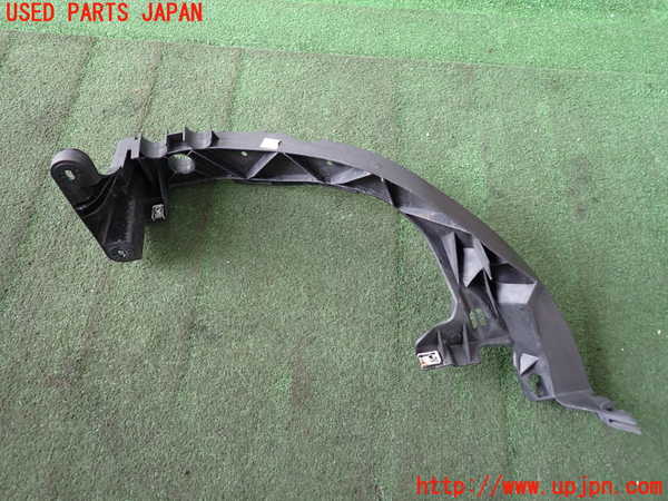 2UPJ-9233821142]BMW 120i E87(UD20)左ヘッドライトリム 中古_3