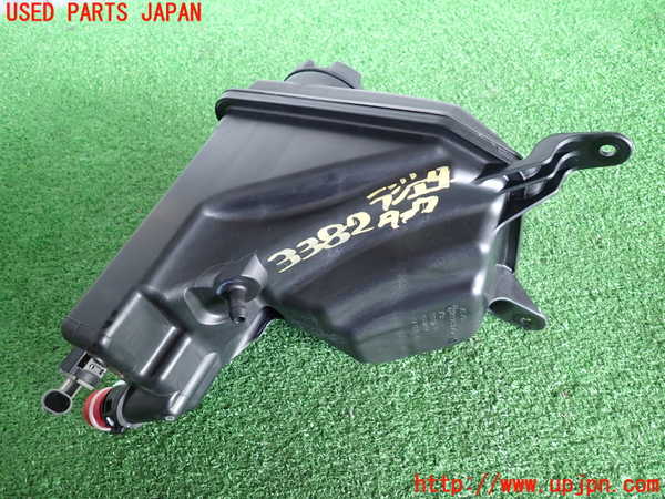 2UPJ-9233822410]BMW 120i E87(UD20)ラジエータータンク 中古_3